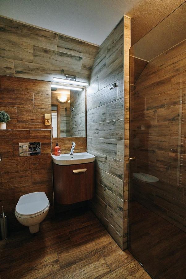 Garage Harrachov Apartman Kültér fotó